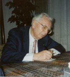 Frankl-RTEmagicC_6eb4b6d2fd.jpg Frankl-RTEmagicC_6eb4b6d2fd.jpg